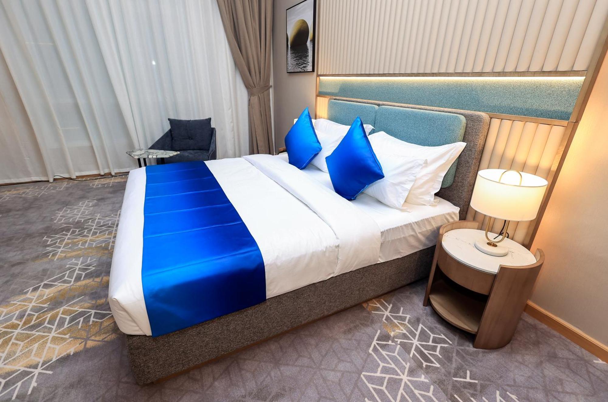 Best Western Premier M Four Hotel Dubai Exterior foto